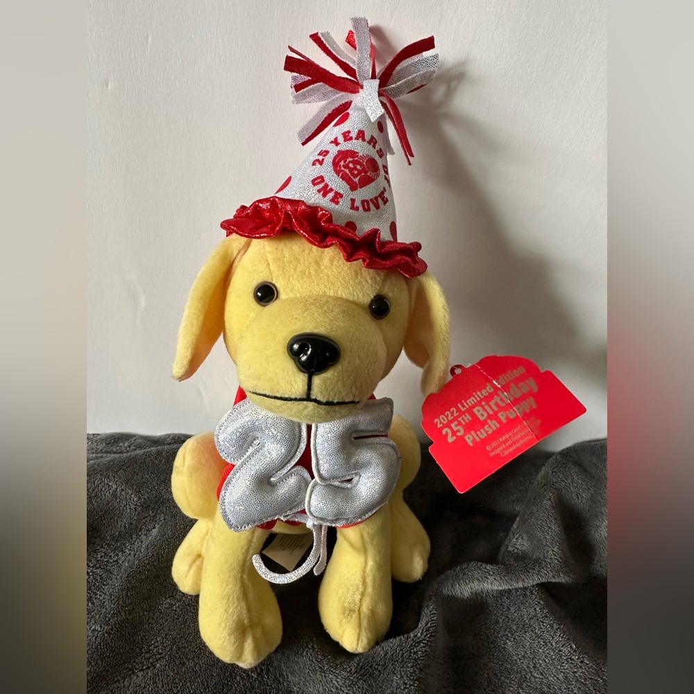 Raising Canes 25th Anniversary Puppy 🐶 Limited Edition
